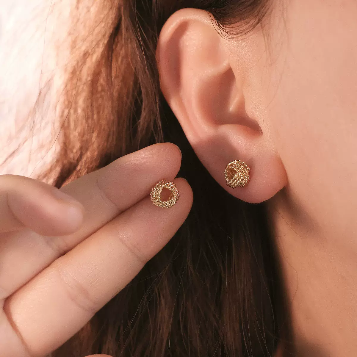 跨境金质编织纽结耳钉女轻奢ins小众高级感 复古百搭日常通勤耳饰