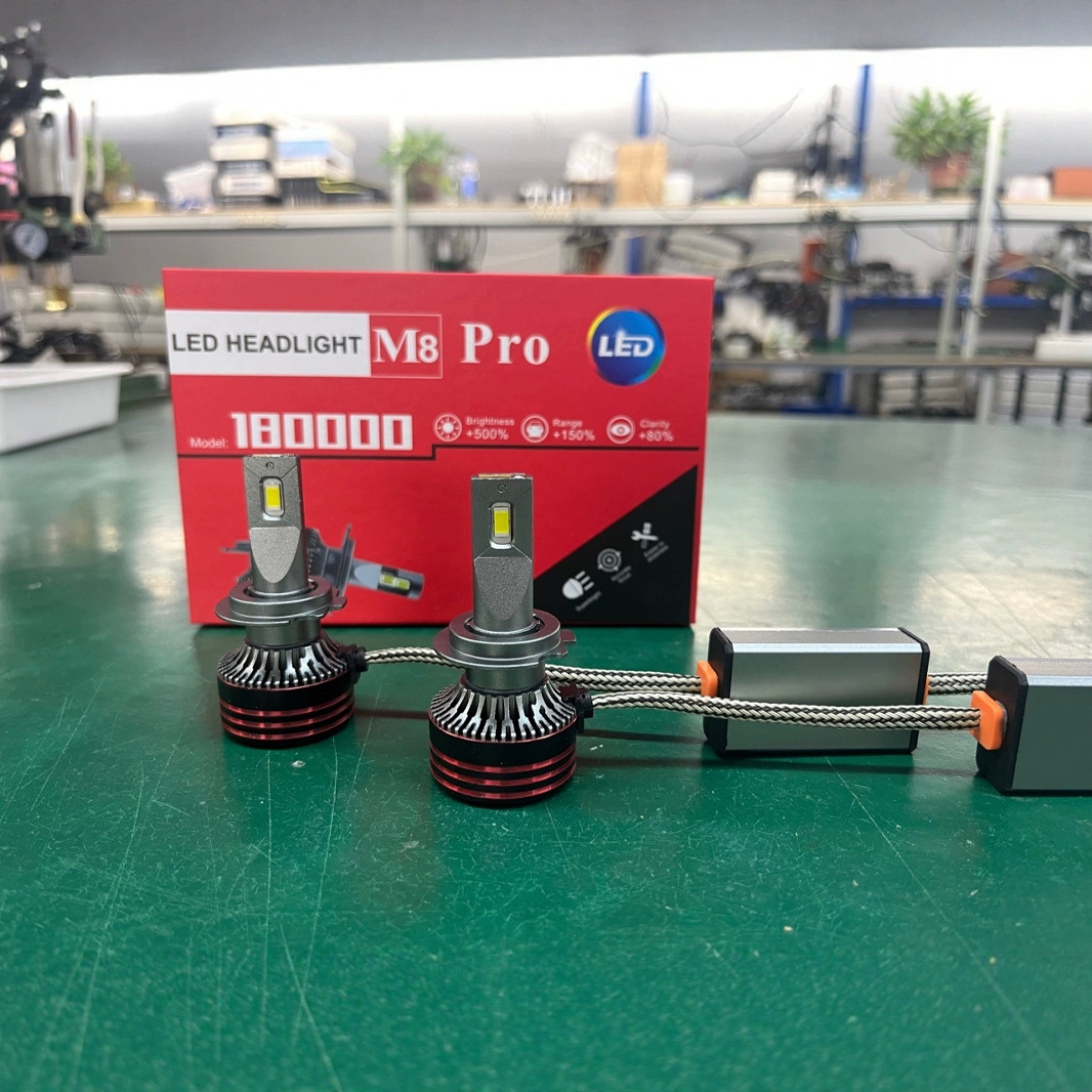 120ワットM8Pro単銅管車載LEDヘッドライトH4H79005 H11超高輝度集光車載フロントライト