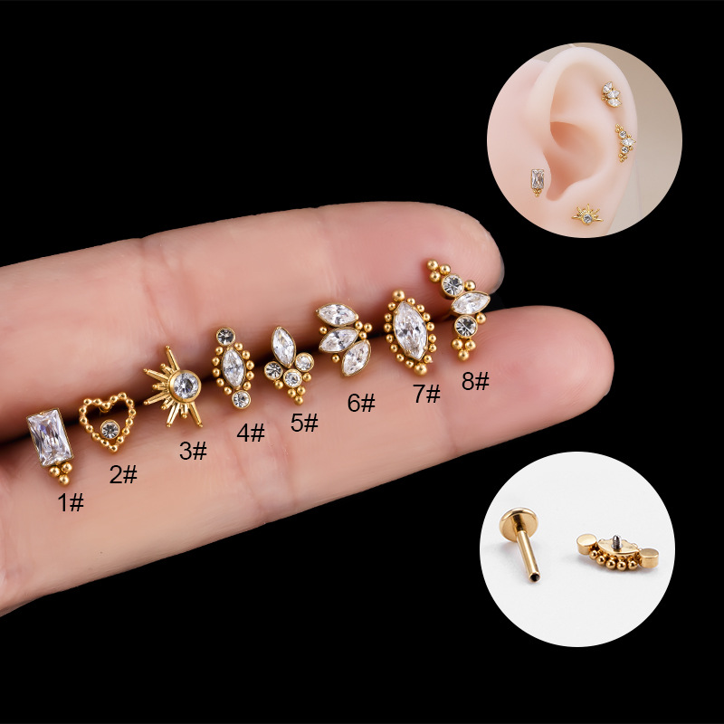1 Piece Simple Style Heart Shape Crown Eye Inlaid Zircon Titanium Ear Studs display picture 1