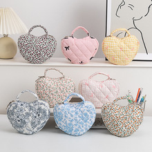 手提女士化妆包小众设计大容量碎花收纳便携绗缝洗漱化妆品收纳包