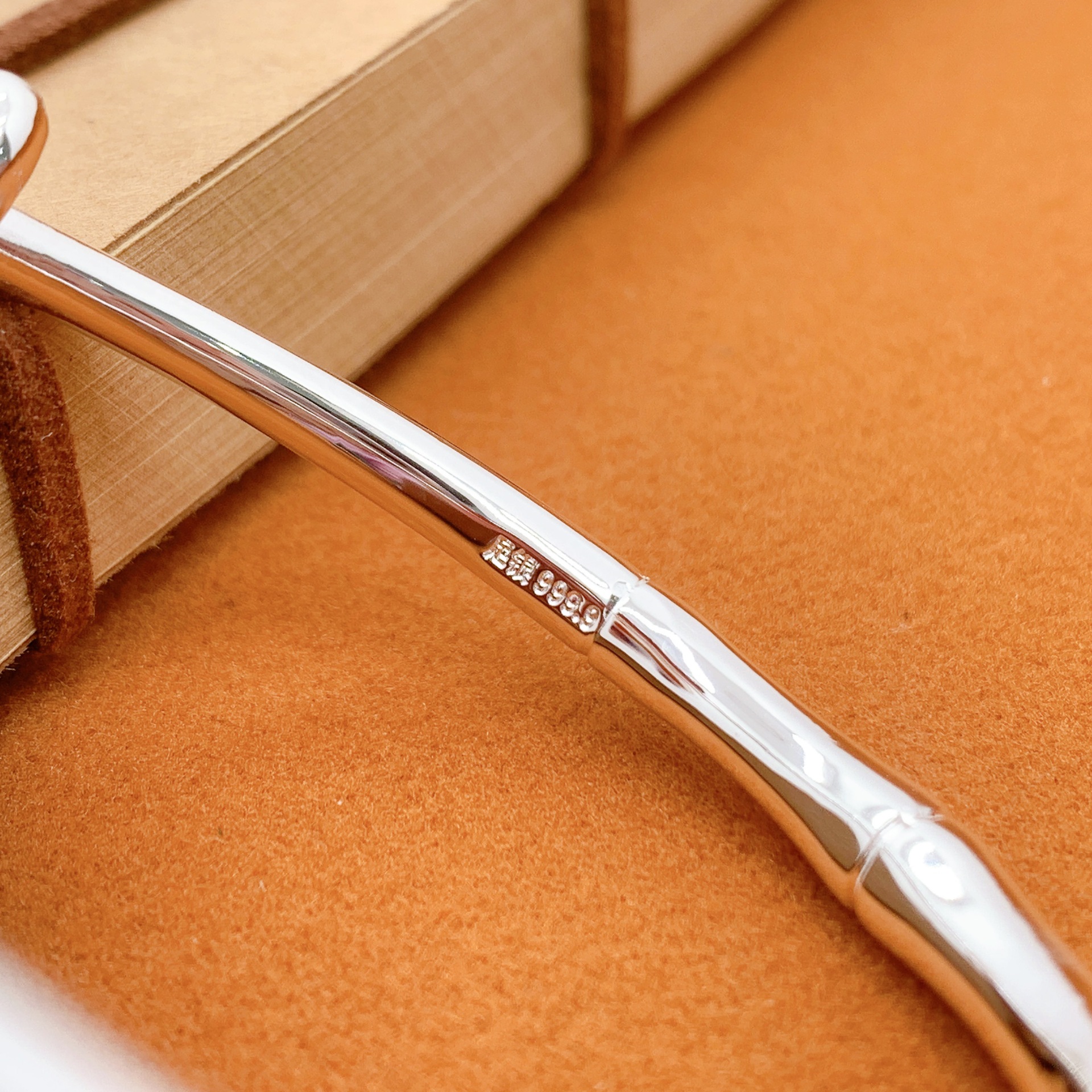 18B9ZAT131Y-W-19-80&ZAV008