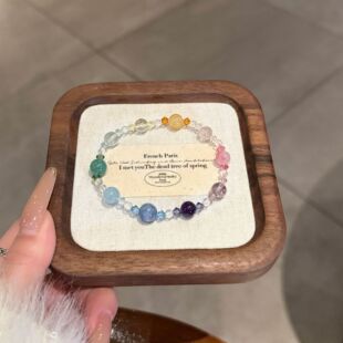 �������ǉm���G���������{��ˮ���ִ���Ͱ�ɫϵ�������Ů������