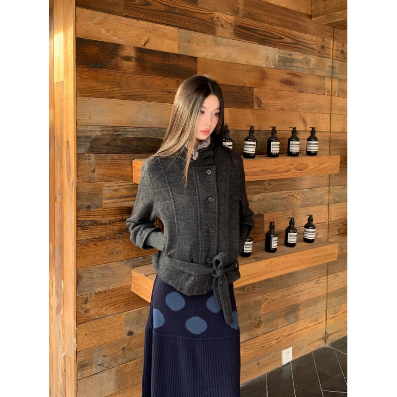 Stand Collar Slim Fit Urban Style Strappy Lamb Fur Collar 2025 Winter Short Woolen Outwear Cardigan for Women