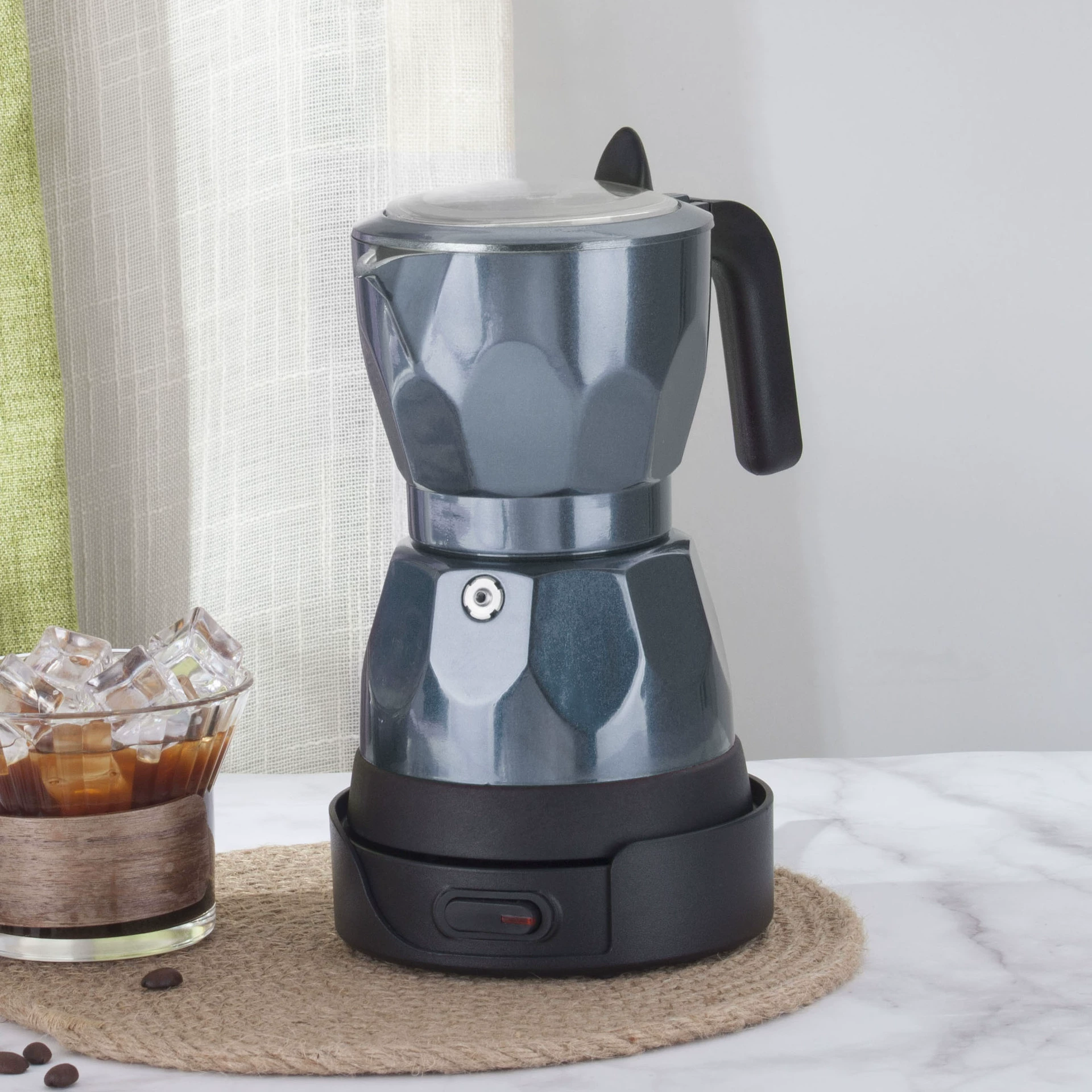 Coffee pot