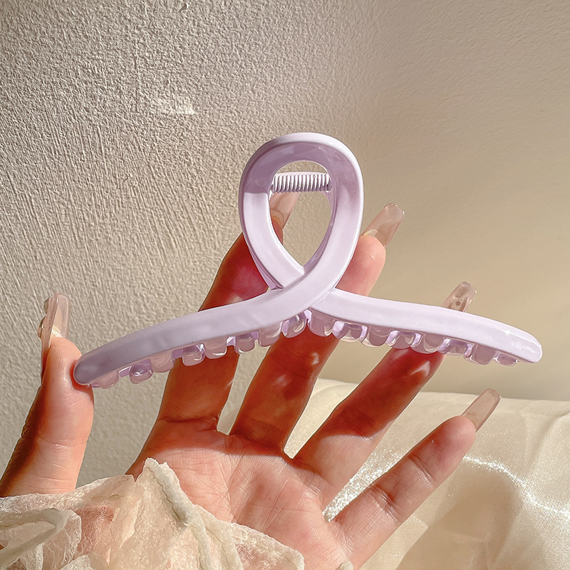 Clip de agarre simple de verano, volumen de cabello de alta calidad, clip de tiburón, horquilla grande, horquilla, nuevo cabello femenino, tocado 2024