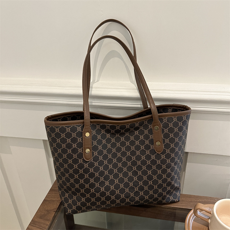 Bolso de moda simple de gran capacidad para mujeres 2024 invierno de mujeres nuevas bolsas de moda de impresión de viaje bolso de hombro