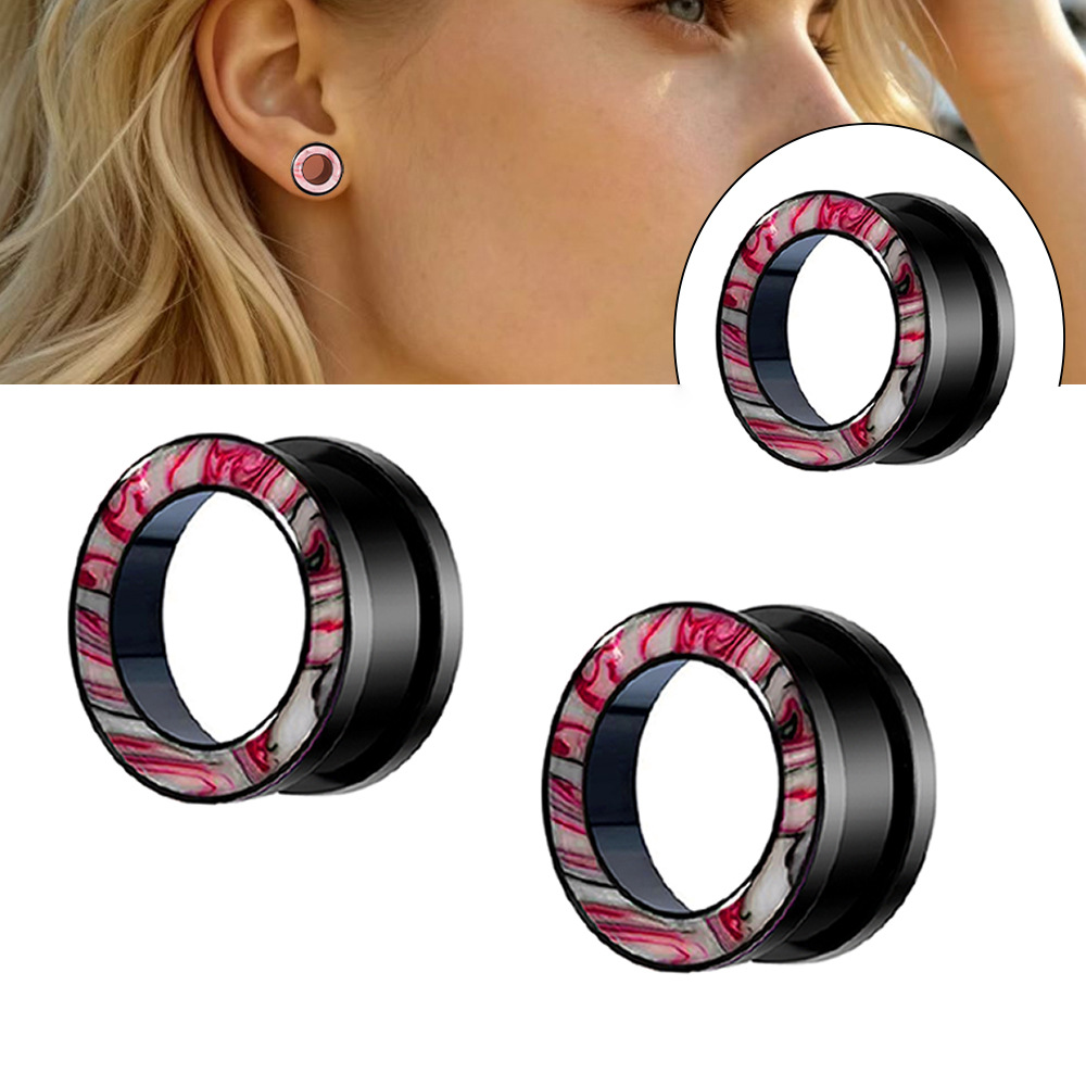 16G labret stud size and finish detail
