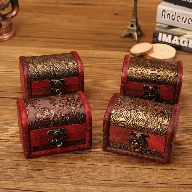 European Antique Storage Box, Retro Storage Wooden Box, Jewelry Wedding Candy Storage Box, Photography Props Treasure Box European Antique Storage Box, Retro Storage Wooden Box, Jewelry Wedding Candy Storage Box, Photography Props Treasure Box