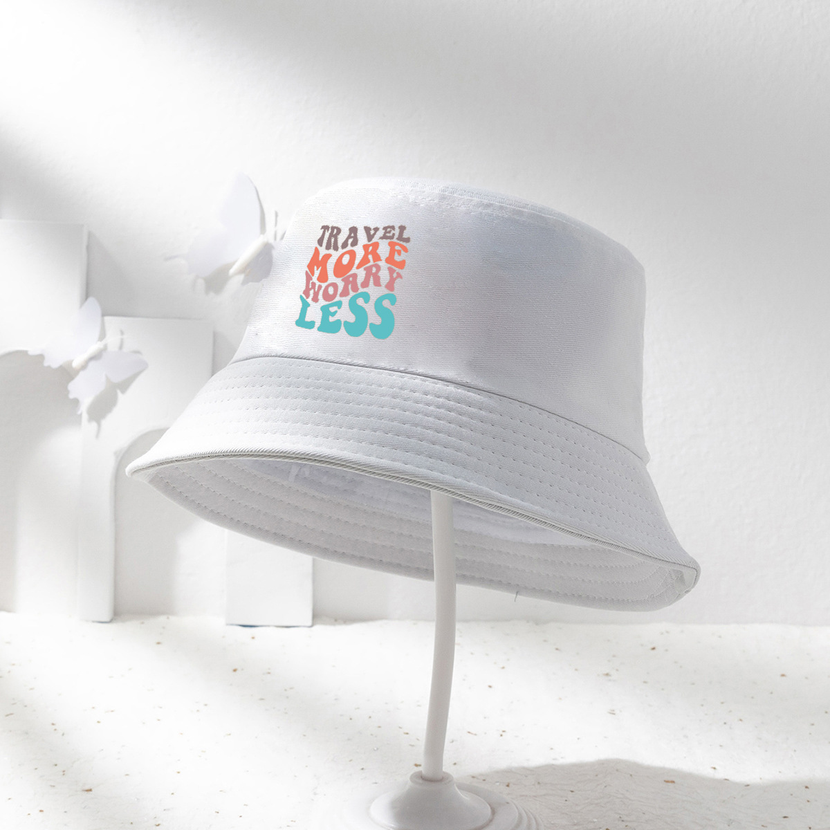 Women's Basic Letter Bucket Hat display picture 3