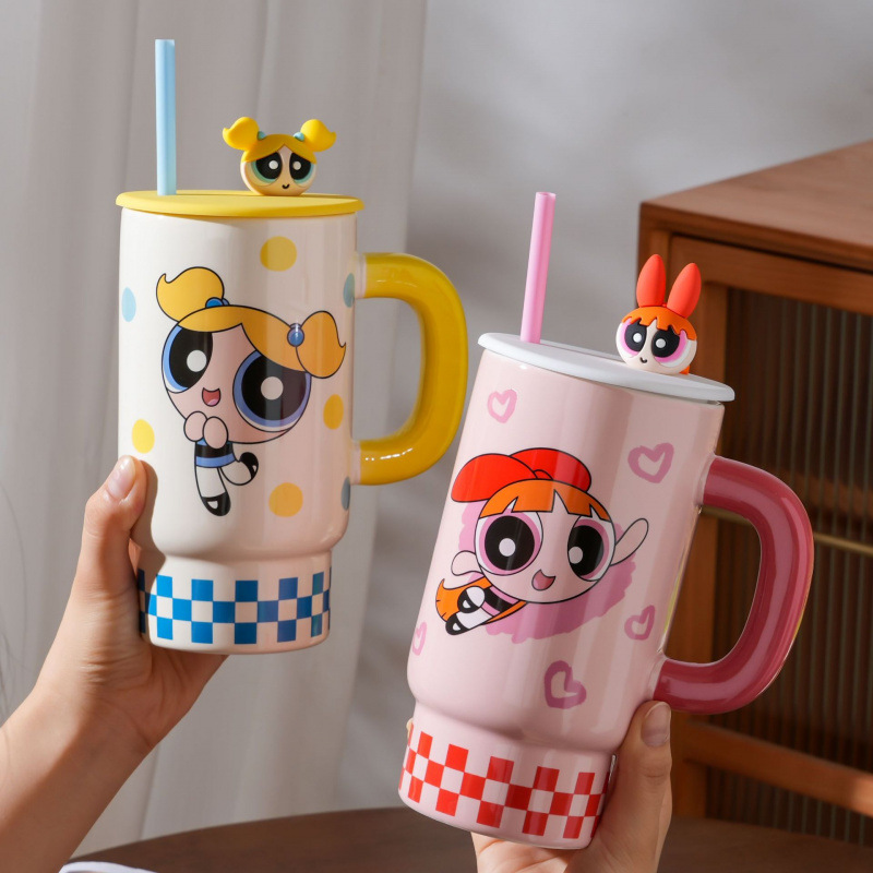 Auténtica taza de cerámica de la pequeña policía de la familia encantadora taza de gran capacidad con cubierta de paja taza de agua taza de dibujos animados
