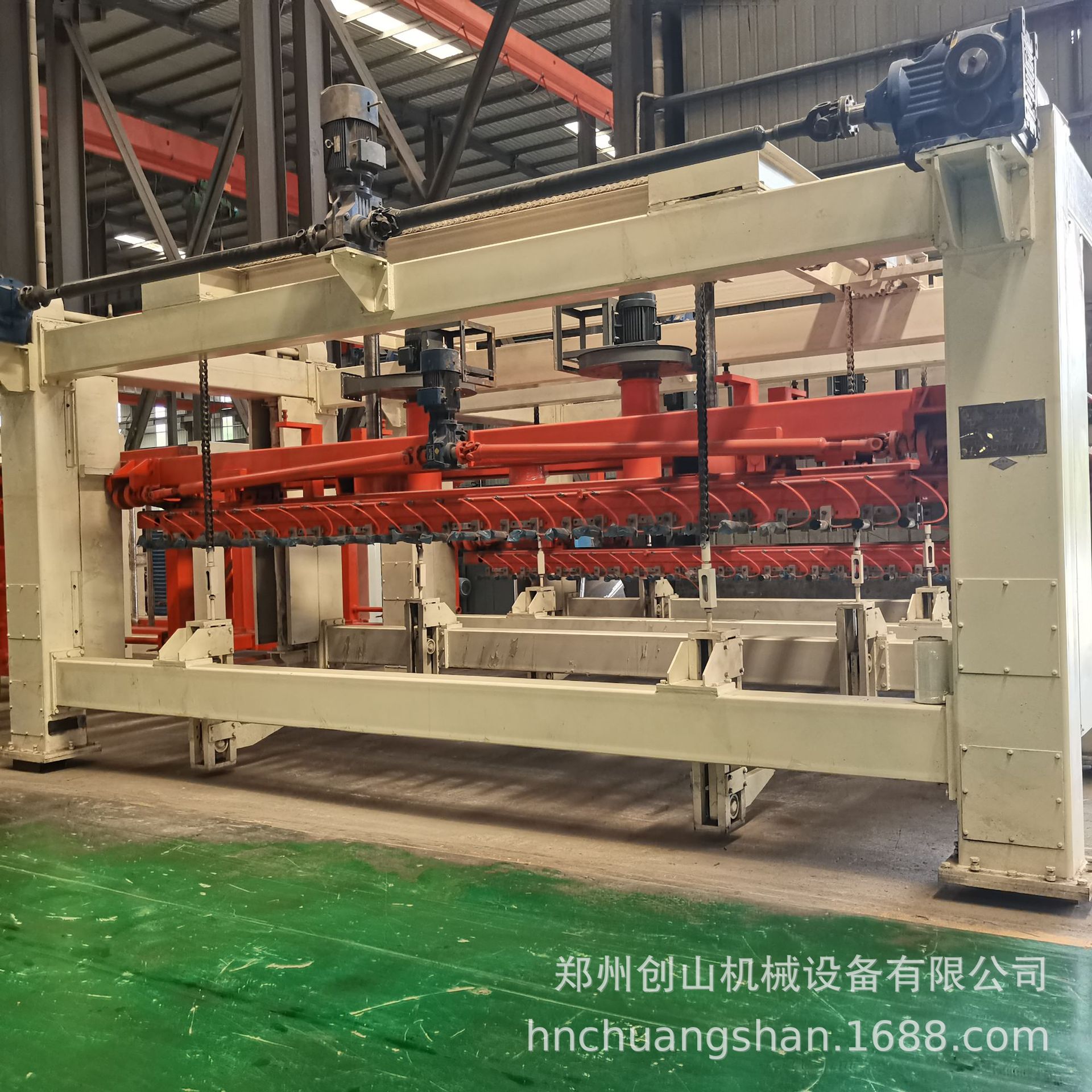 Suministro de equipos para ladrillos de espuma ligera, línea de producción de bloques autoaislantes Yuanhao, máquina para ladrillos de espuma de cemento, pedidos con descuento disponibles.