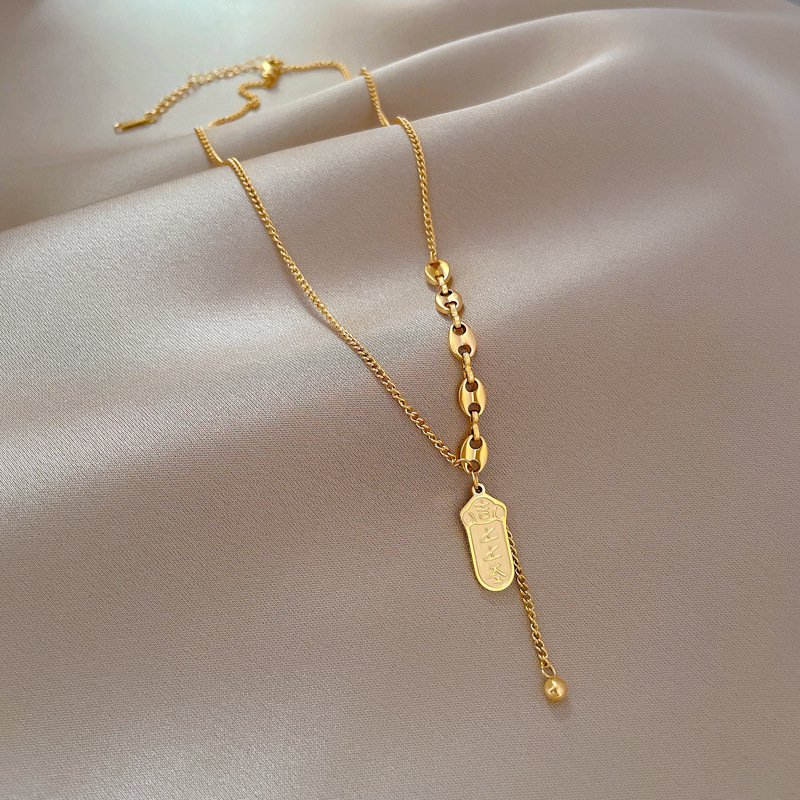 Collar minimalista de cadena con diseño de nariz de cerdo oro_voghion.com