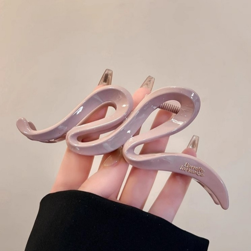 French style, letter S
