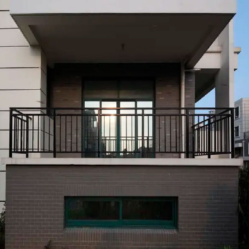 别墅阳台护栏 室外楼梯平台锌钢护栏阳台栏杆 广东真实厂家