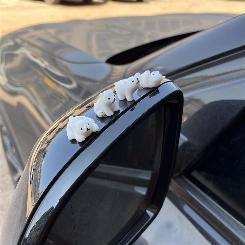 北極熊汽車擺件車內飾品迷你可愛車載中控台後視鏡窗邊電動車裝飾