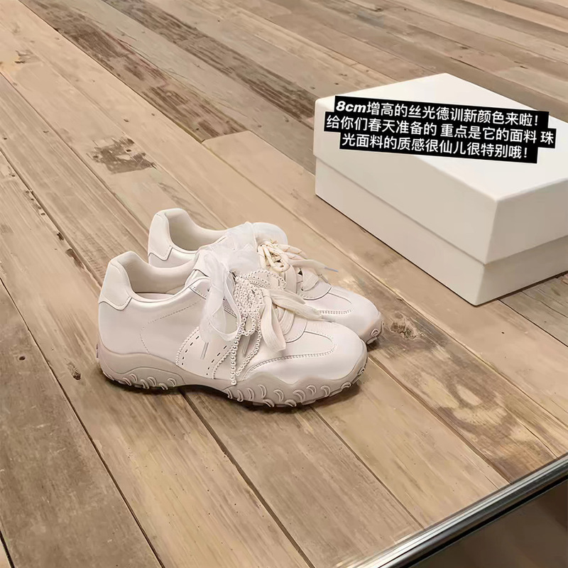 【Lan Gui】Silk-Like German Training Shoes~New Color 8cm Hidden Heel Pearl Lace Strap Sports Casual Shoes for Women German Training Shoes