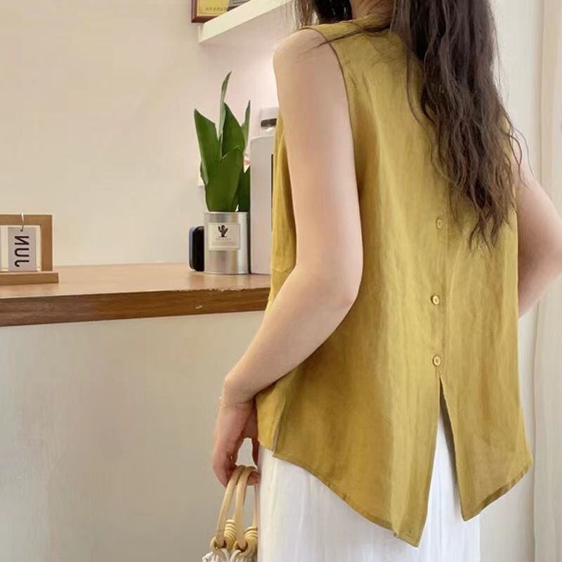 Back Slit Buttoned Sleeveless Shirt for Women, Summer 2026 New Style, Relaxed and Elegant Slim-Fit Tank Top, White