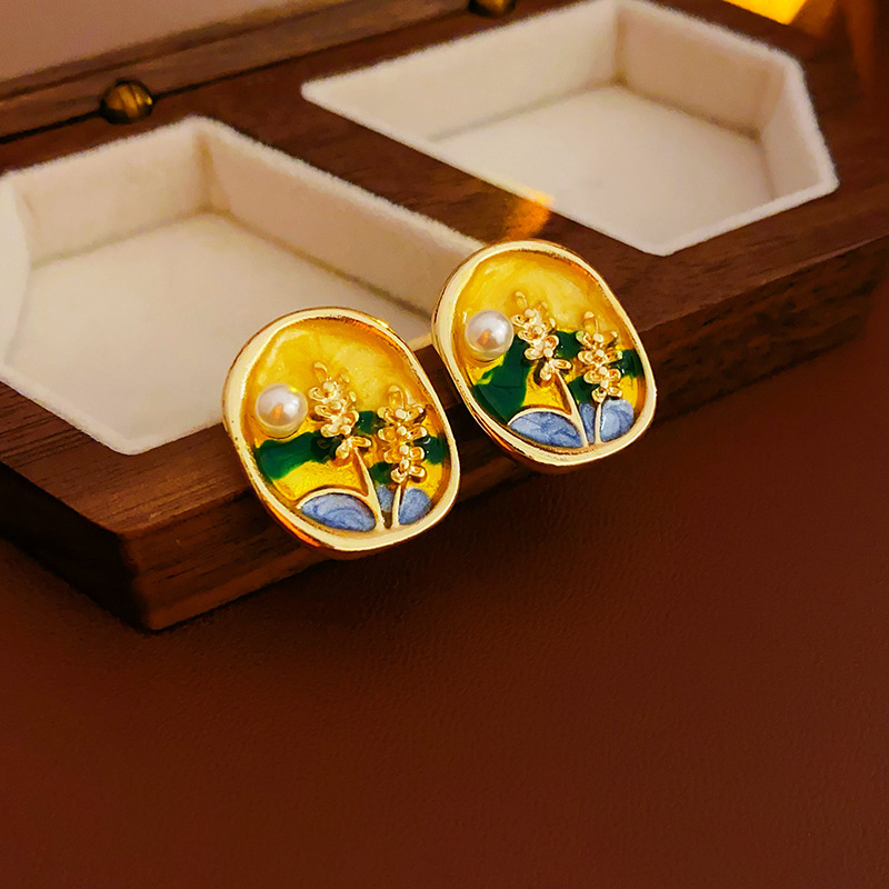 Pendientes vintageins de mediana edad de nicho retro Pendientes de lujo ligero de alta calidad al por mayor Pendientes de estilo de pintura al óleo de esmalte femenino image 9