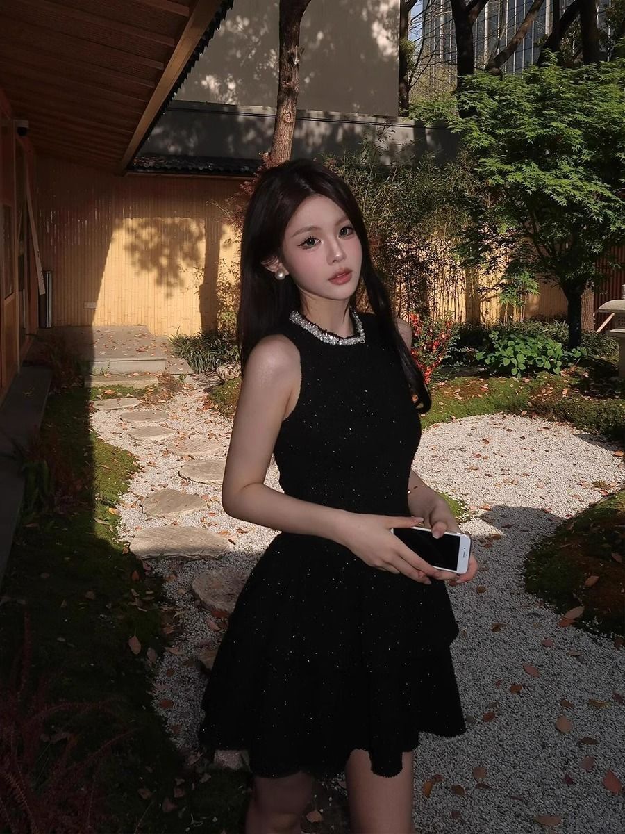 ChicShe Atemberaubendes, tailliertes, elegantes, kurzes schwarzes Kleid im französischen Stil für Damen – perfekt für Geburtstagsfeiern_voghion.com