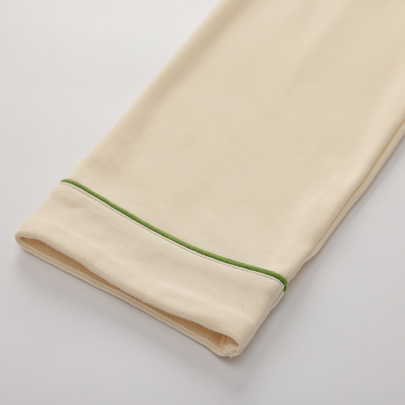 Pijamas de pareja estilo primavera y otoño, conjunto de ropa de dormir a rayas frescas de estilo coreano nuevo 2025 para hombre y mujer, manga larga, a la moda