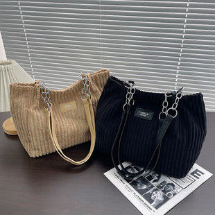 Capacious underarm bag, demi-season trend shoulder bag one shoulder, 2023 collection