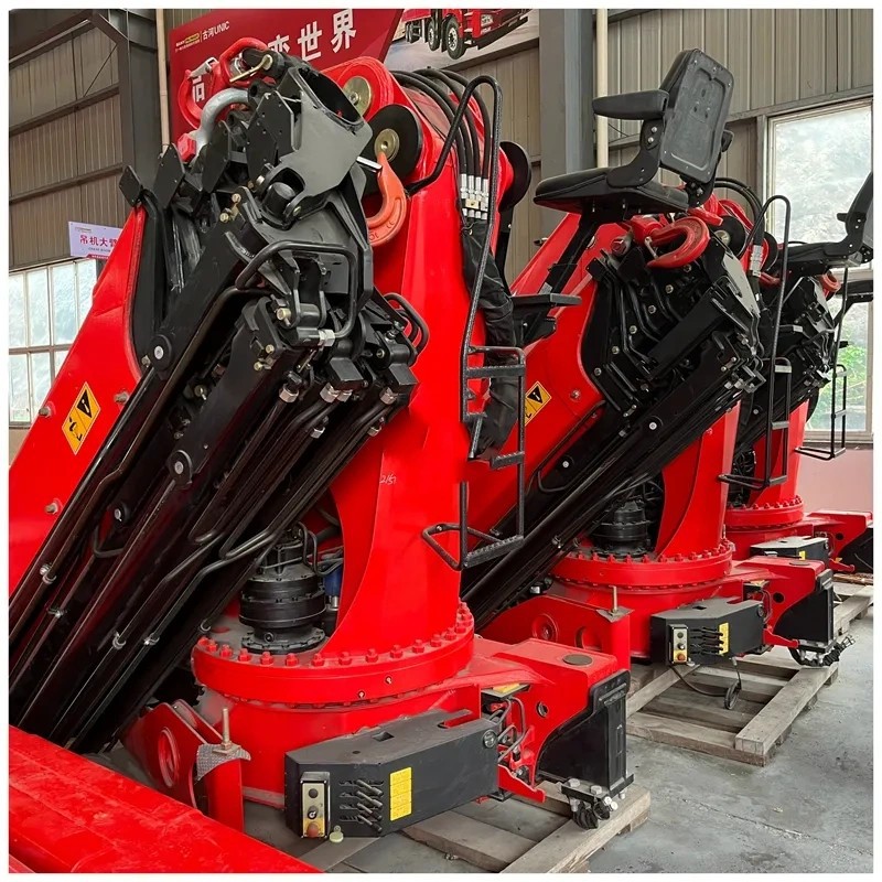 高性价比23吨最大起重量随车起重机SPK70002热销中