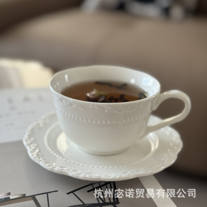French Entry Luxury Embossed Flower Coffee Cup and Saucer suit Exquisite Afternoon Tea Ceramic Gift Girl's Hand Gift Cup