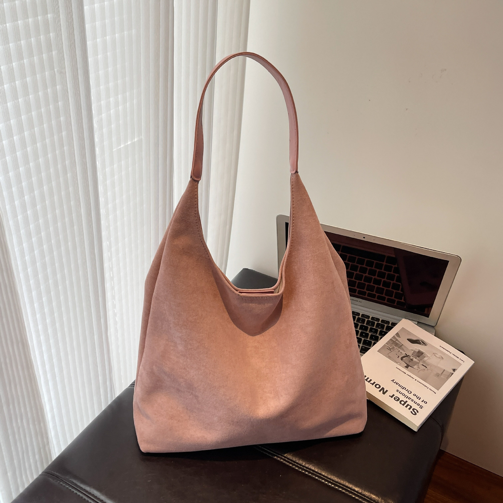 Bolso grande esmerilado retro para mujer 2025 nuevo otoño e invierno bolso de hombro de gran capacidad
