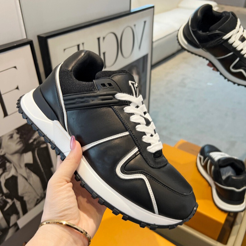 2025 Export Cross-Border High-Quality European and American Big-Name Middle Eastern, Russian and Malaysian Couple Casual Sports Shoes