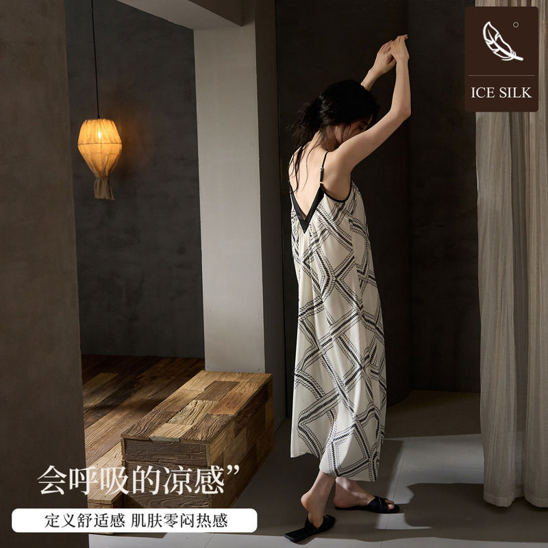 【Ice Silk】Ice Silk Long Nightgown Dress for Women, Summer Strapless Vacation Beach Pure Desire Beauty Backless Dress, Plus Size