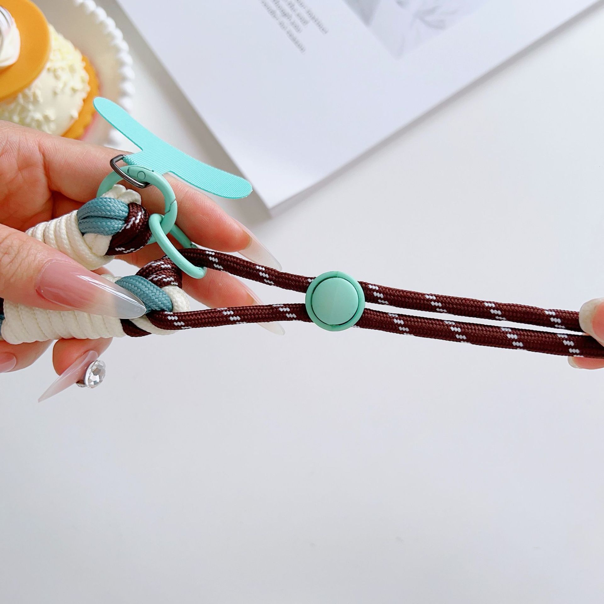 Color trenzado 6 hebras ajustable cuello de teléfono móvil cuello de cuello