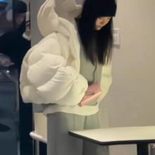 2025�궬��С����������С�����OӋ���������ɫ�޷�����Ů�b���]