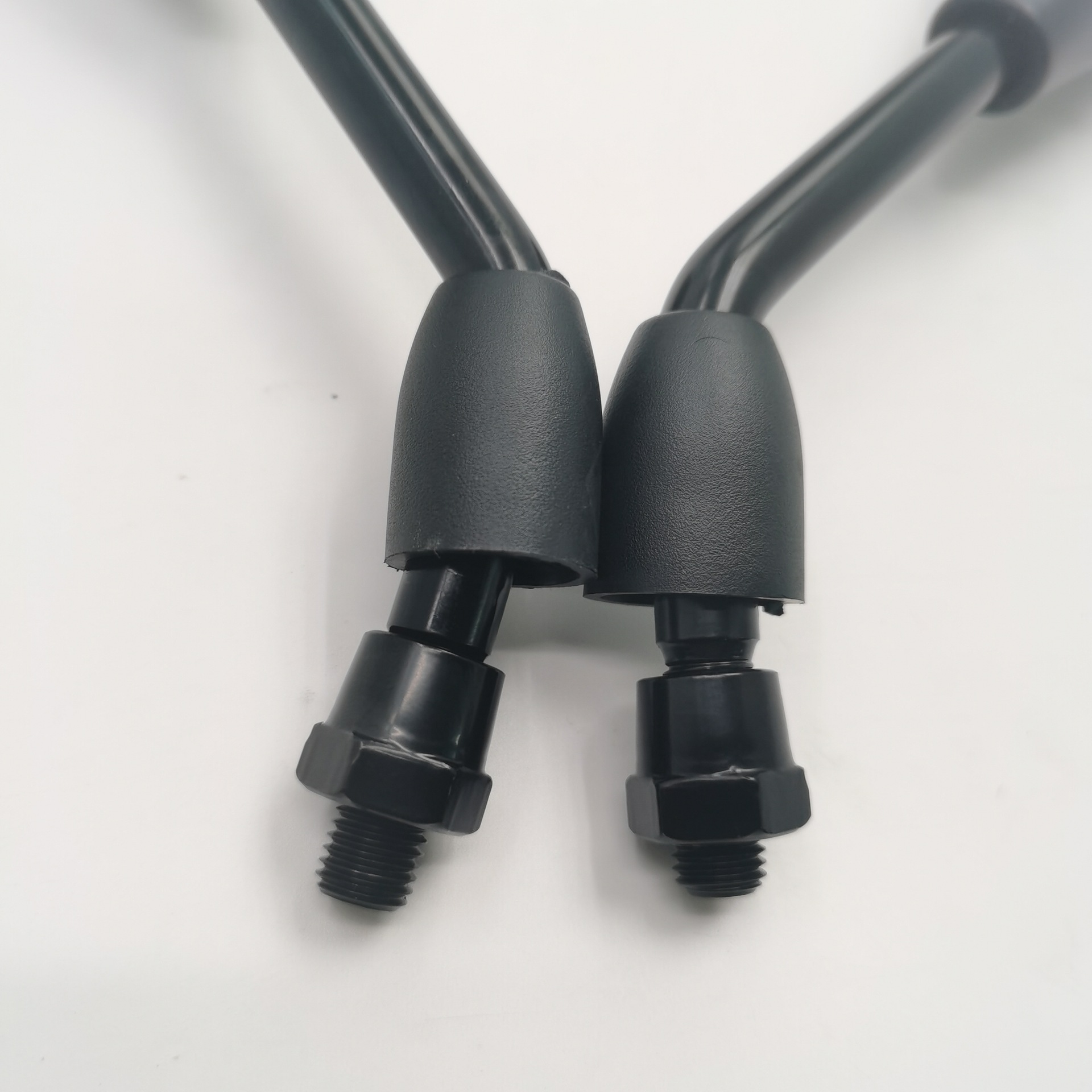 Suitable for Benali motorcycle Qianjiang Blue Dragon BN300 Red Dragon small yellow dragon BJ300 rearview mirror reflector