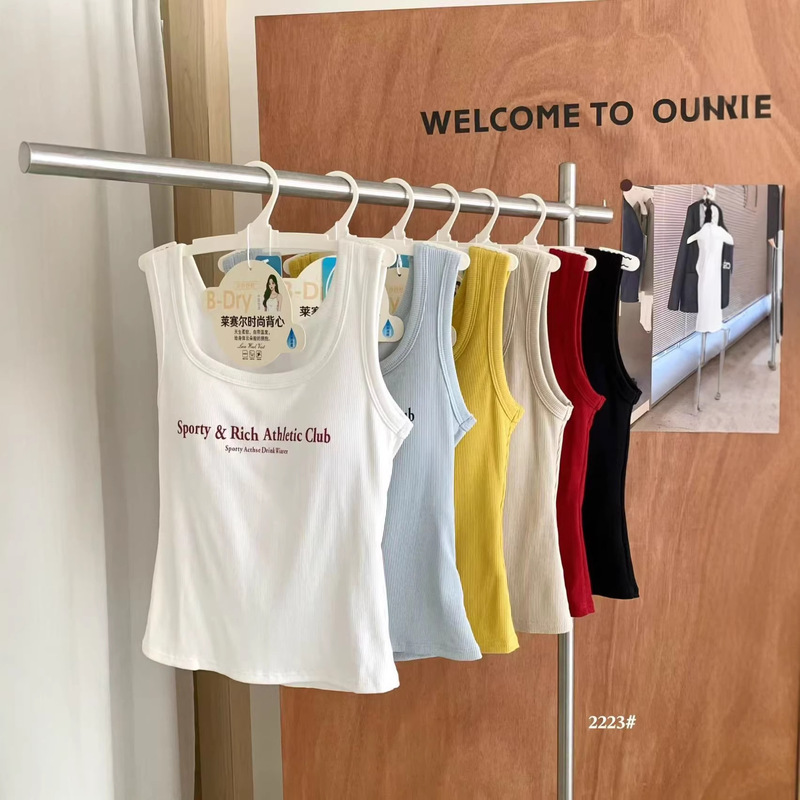2223 Spring and Summer New Style Ribbed Cotton Camisole with Chest Pad, One-Piece Slim Fit, Simple and Versatile Trendy Top for Hot Girls