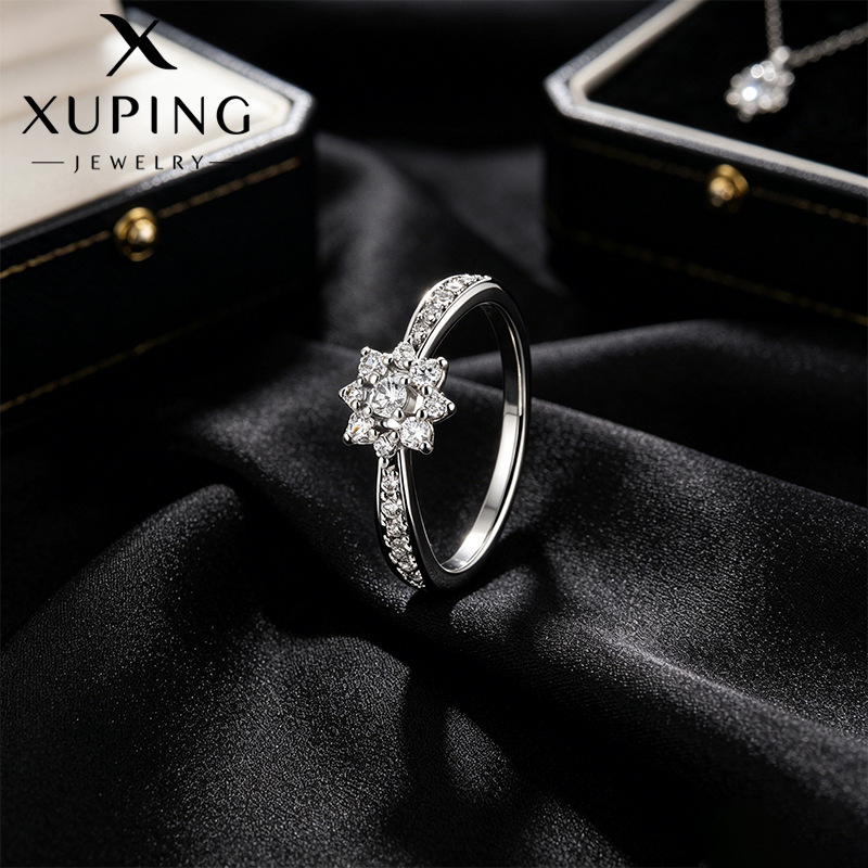Xuping simple incrustado hueco flores anillo de joya artificial nicho diario fácil de poner anillo de bodas damas al por mayor
