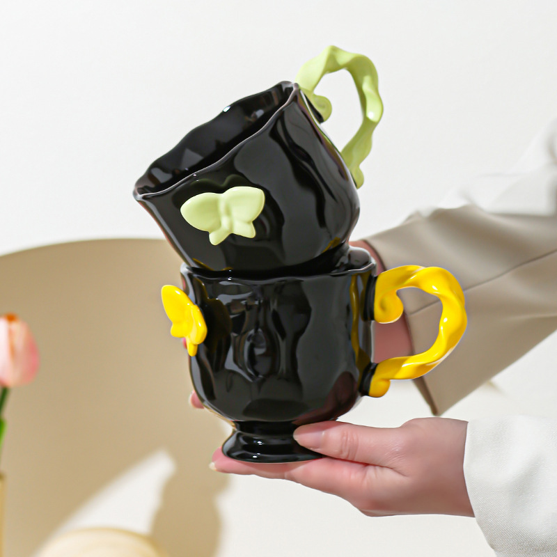 Taza de mariposa tridimensional de diseño de personalidad retrógrado medieval taza de café de chicas taza de marca regalo de bodas de compañía