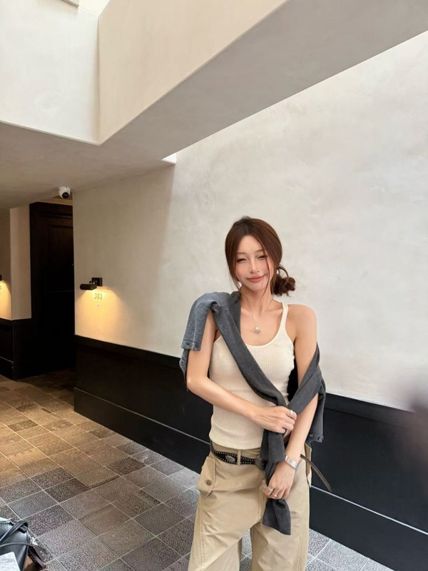 韩系灰色长袖针织小开衫女早秋超好看披肩外套休闲慵懒风上衣外搭|undefined
