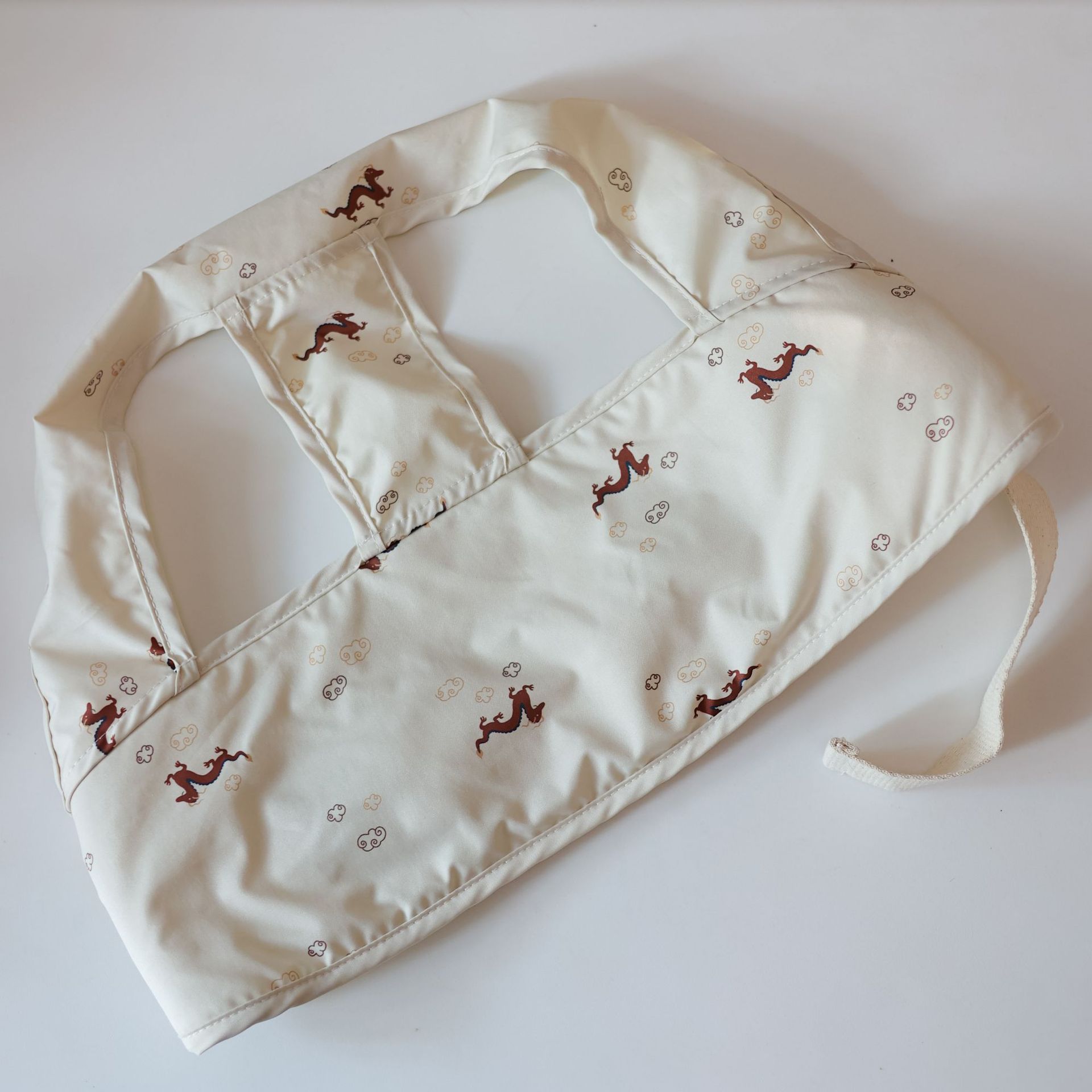 INS correa de silla de comedor para niños de estilo coreano correa de fijación de silla de comedor bordada de dibujos animados cinturón de fijación anti-caída de comedor para niños