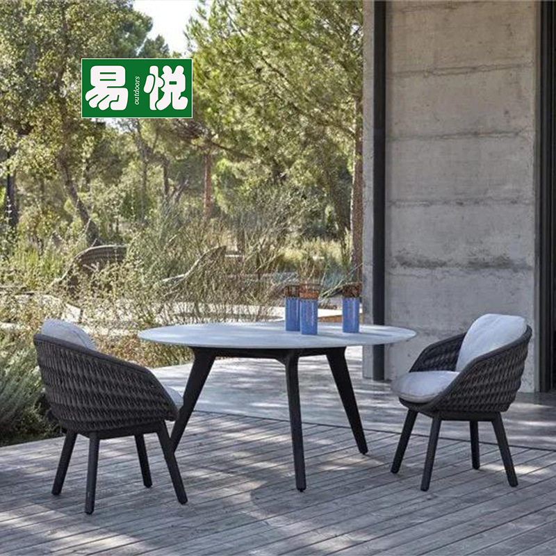 Villa silla de comedor jardín al aire libre anticorrosivo teca caña mesa y silla mesa de comedor de tabla de roca nórdica patio al aire libre mesa y silla de ocio