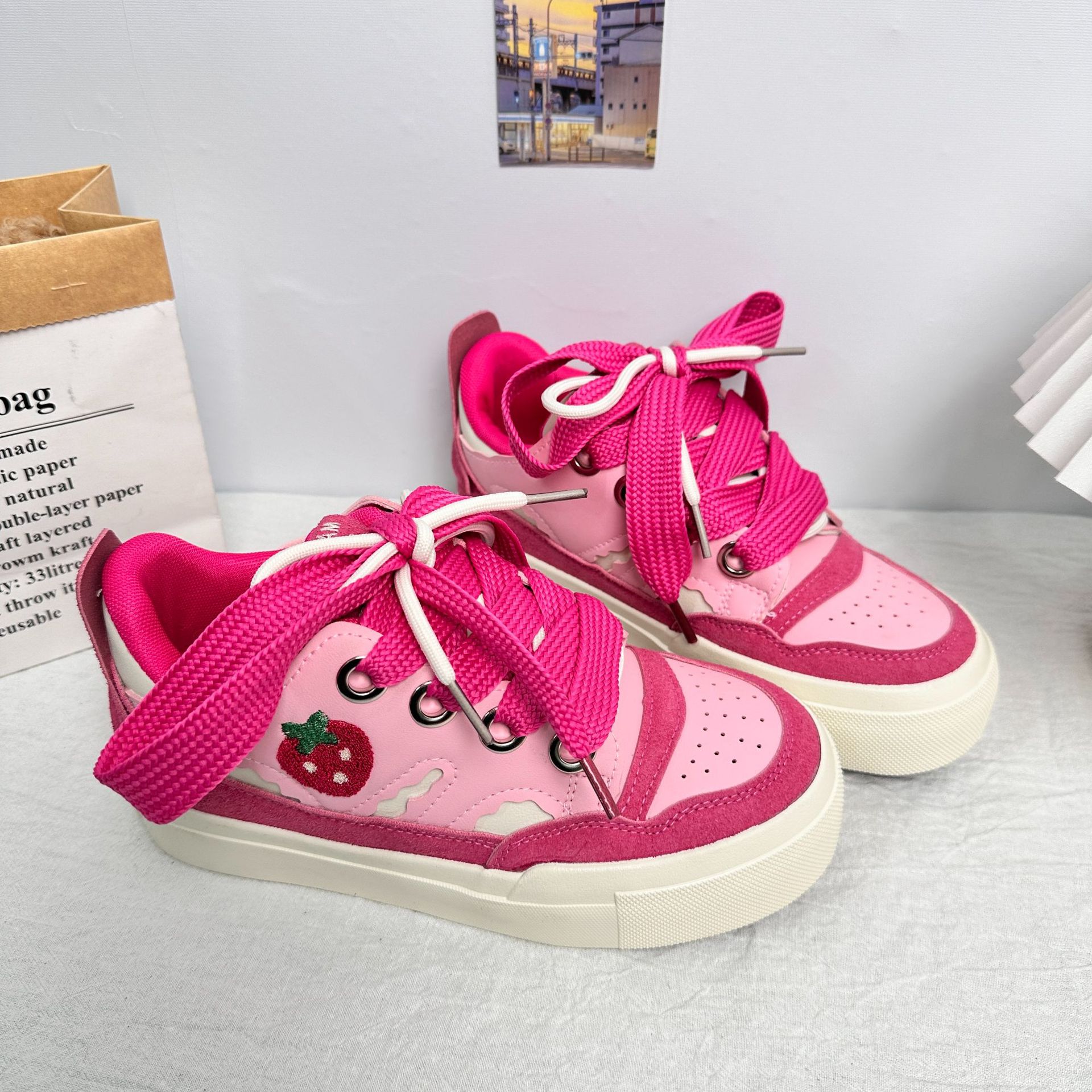 Yuanbo lindas zapatillas de deporte de niña suave primavera de 2025 nuevo estilo femenino zapatos de mujer casuales de suela gruesa zapatos de pan para estudiantes image 5