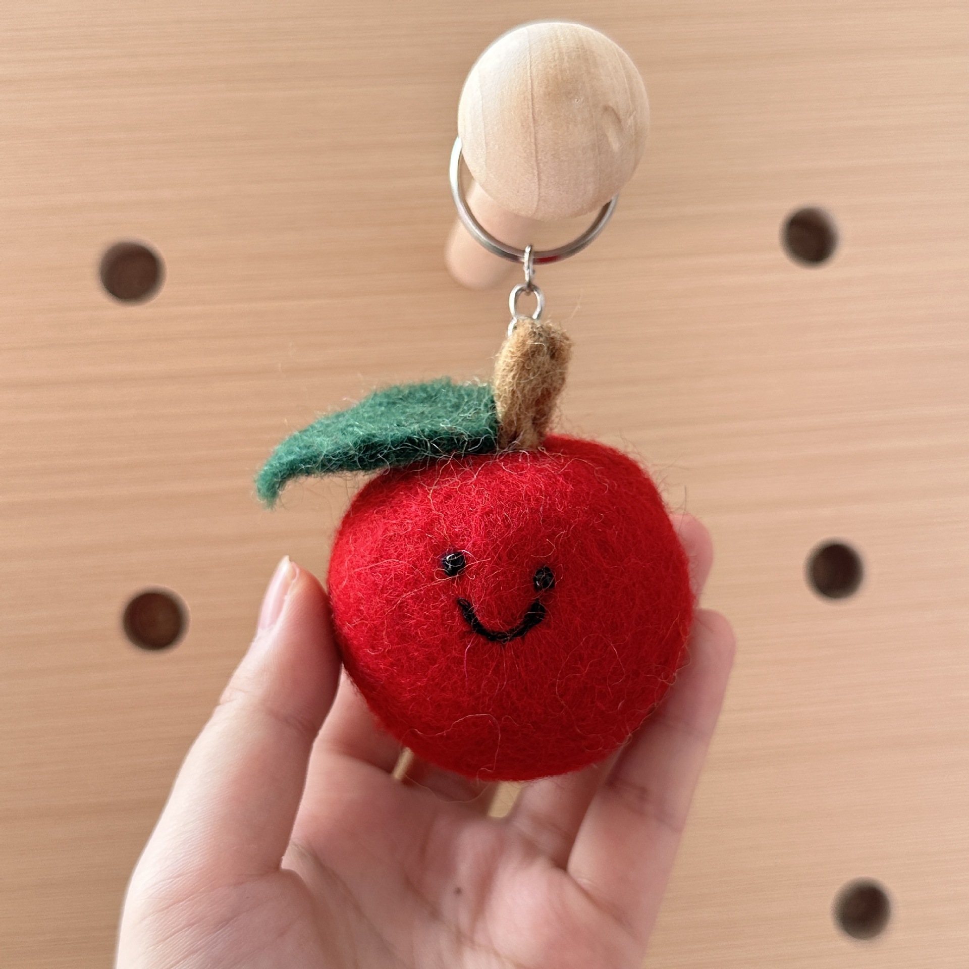 100g Weight Bag Pendant, Keychain Classification 1 Piece Quantity Holiday, Daily Occasion wool felt Material Fruit, Vegetable Pattern Cute Style 1 Piece Cute Fruit Vegetable Wool Felt Bag Pendant Keychain 30