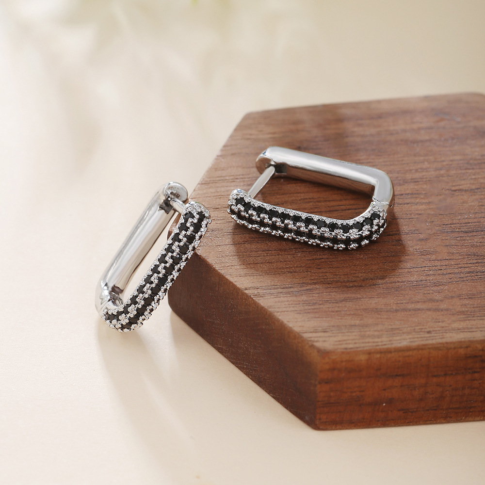 Fashion U Shape Copper Plating Zircon Earrings 1 Pair