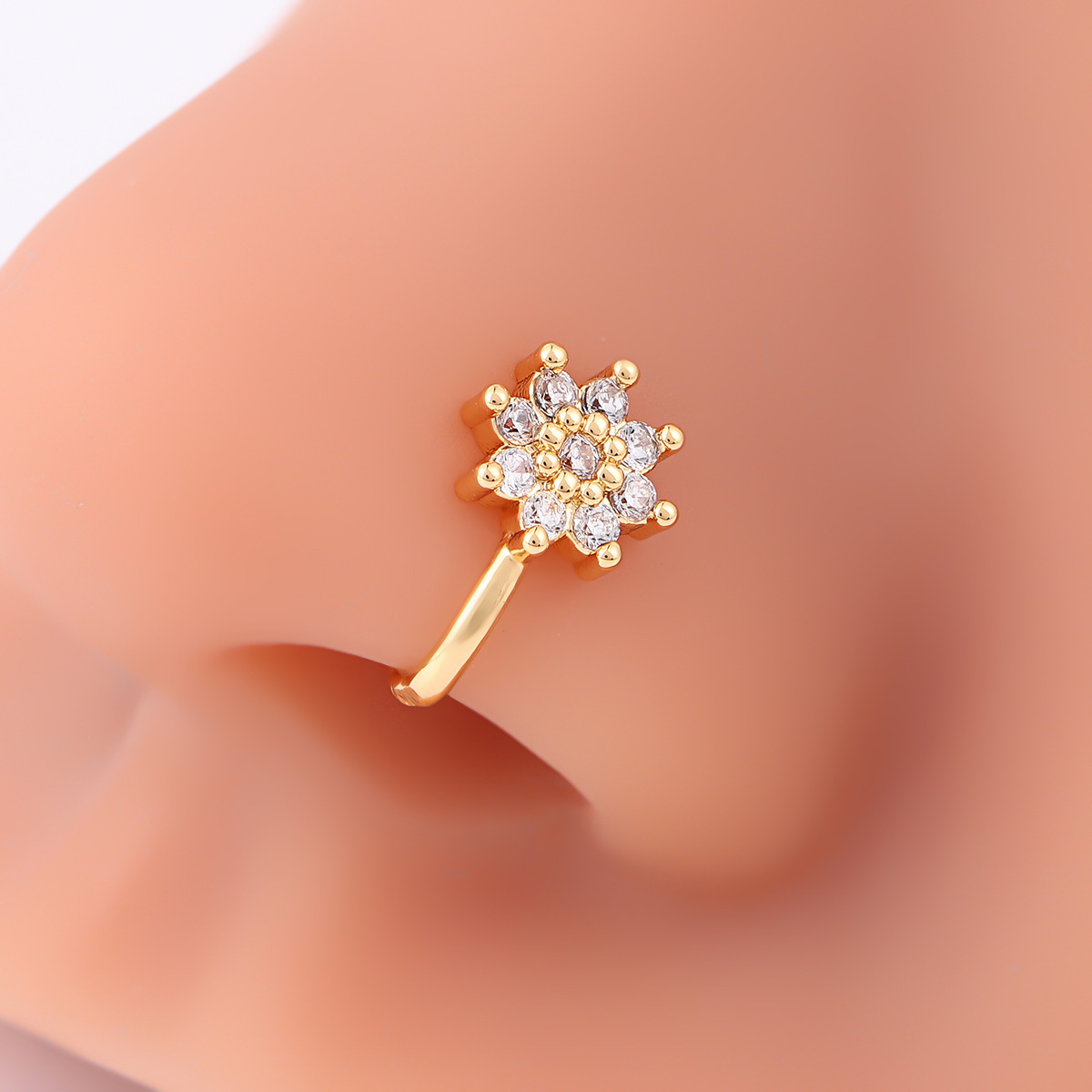 Cross-Border Foreign Trade Creative Eight-Petal Flower Stud Personality Micro-Inlaid Zircon U-Shaped Clip Fashion_voghion.com