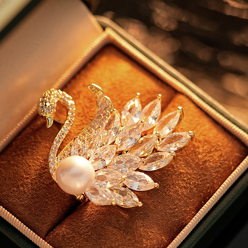 Spilla elegante a forma di cigno con zirconi di alta qualità, accessori per spille da cappotto_voghion.com