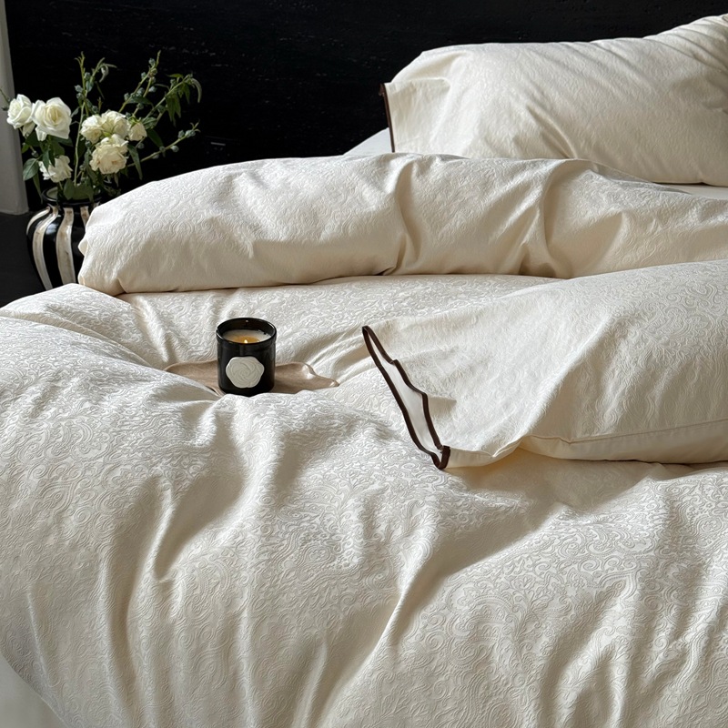 Luxurious Embossed Jacquard Cotton Duvet Cover Set European Style_voghion.com