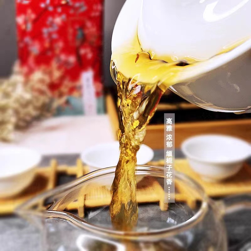 无量山野生红单株云南野生红茶千年古树晒红浓郁花香散茶叶