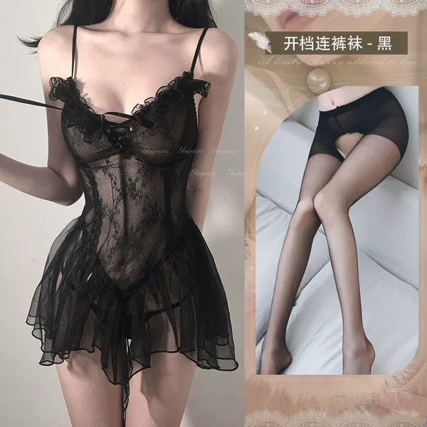Black (nightgown + T-pants) includes: open socks