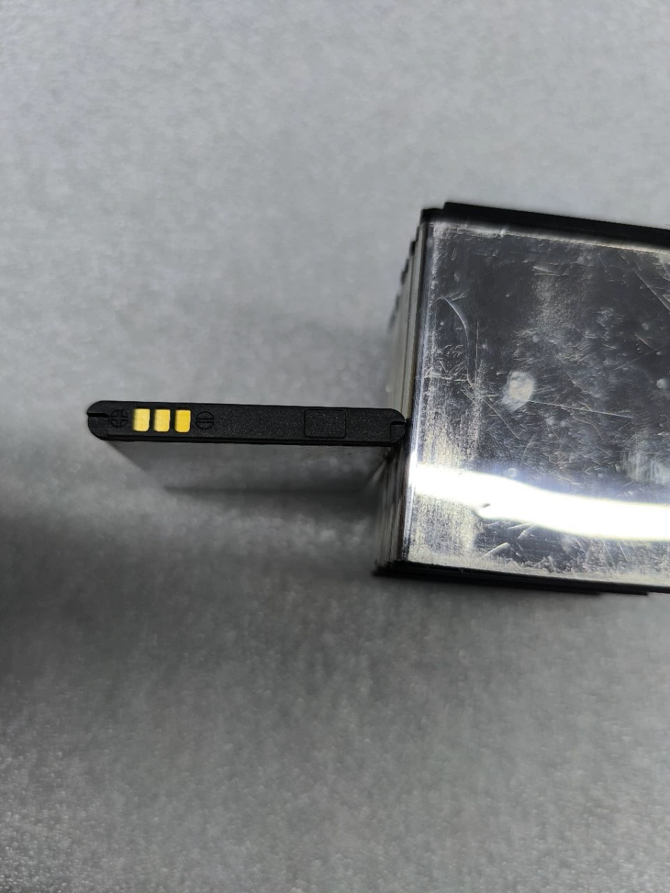 Аккумулятор 3.7L1200SPB подходит для графического калькулятора Texas Instruments TI-84 CE CX CAS.