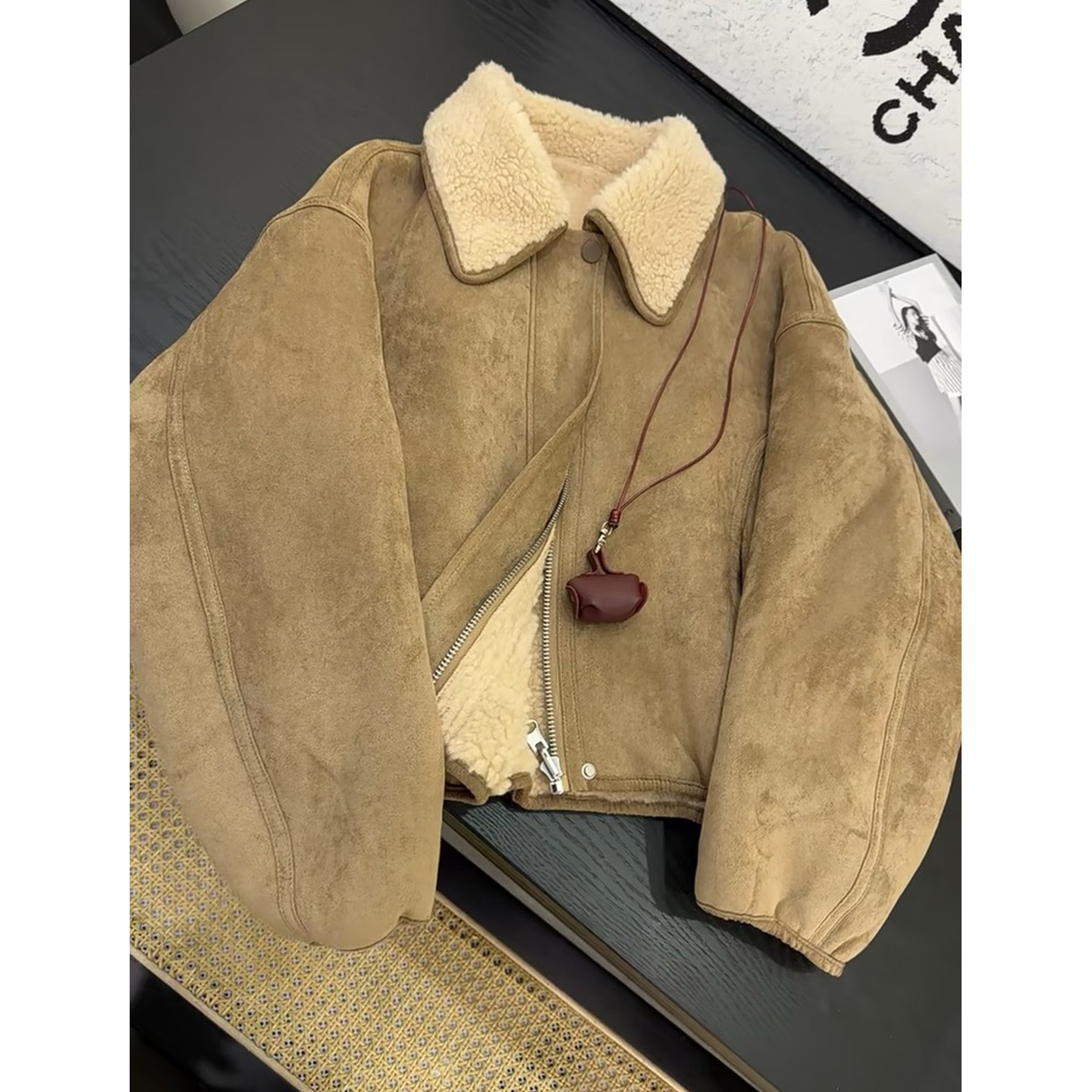 2025 New Suede Jacket Korean Style Lamb Fur All-In-One Short Motorcycle Jacket Leather Jacket for Women Winter Petite