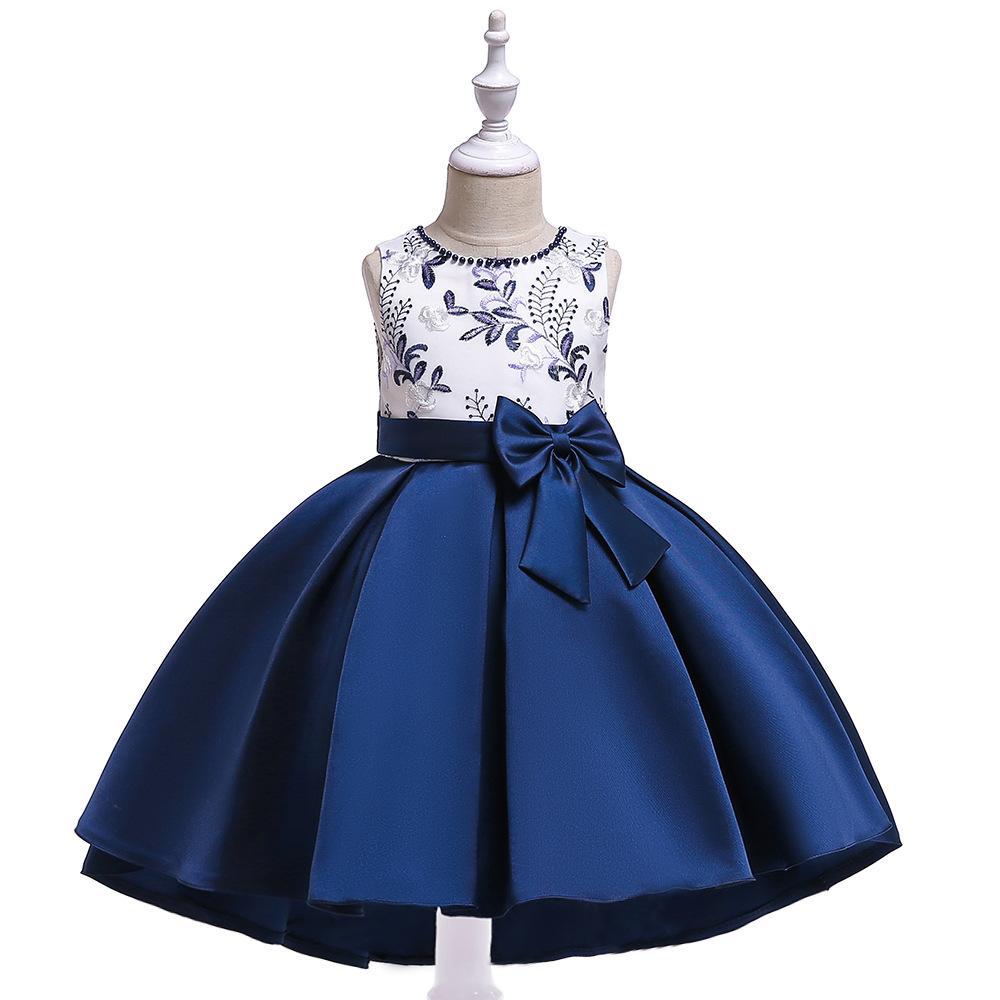 Europeo y americano nuevo trailing vestido niñas hecho a mano con cuentas bordado princesa vestido sarta satén arco dovetail vestido